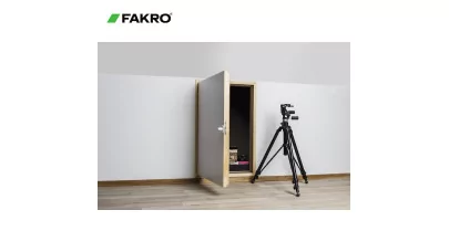 FAKRO DWK - Térdfalajtó 2.