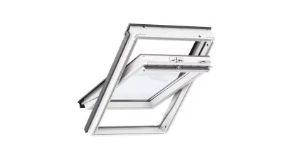 VELUX GLU 0051 - Billenő fa tetőtéri ablak, fehér PU bevonattal